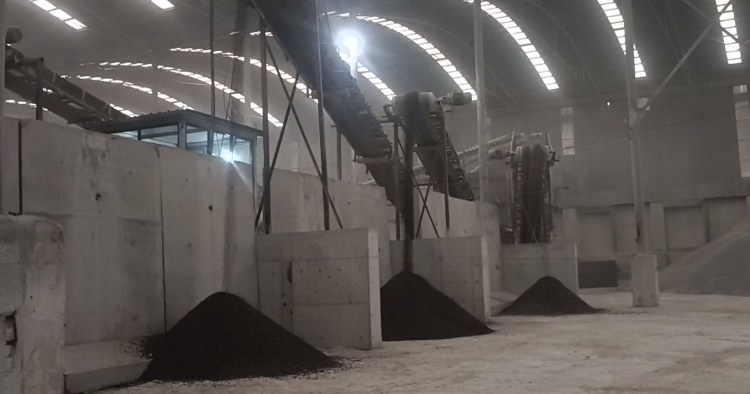 開挖銑刨料破碎機(jī) 銑刨機(jī)開挖料破碎機(jī) 瀝青路面破碎機(jī) 柔性破碎機(jī) 雙齒輥破碎機(jī) 開挖銑刨料破碎機(jī) 銑刨機(jī)開挖料破碎機(jī) 瀝青路面破碎機(jī) 柔性破碎機(jī) 雙齒輥破碎機(jī)